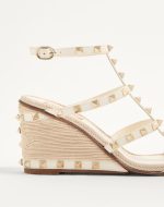 ROCKSTUD WEDGE SANDAL IN CALFSKIN WITH CORNELY EMBROIDERY 80MM - Image 6